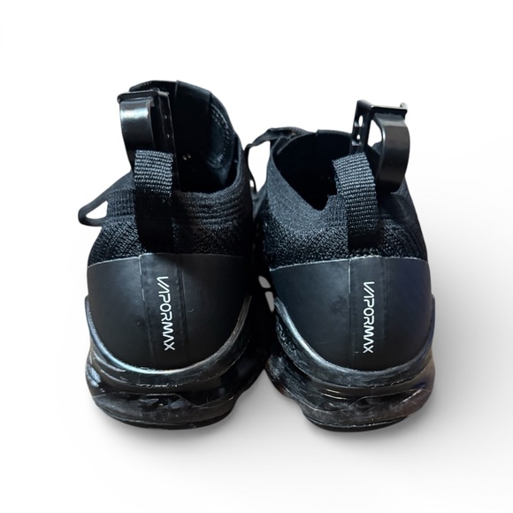Nike Flyknit Vapormax Sneakers Size 9.5 Black Sneakers - Picture 10 of 13